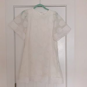 White short sleeve dress with floral accent pattern. Lulu’s size Small